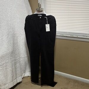 Zenana Outfitters Black High-Rise Straight Jeans